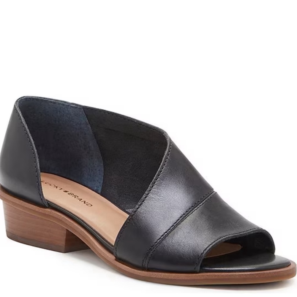 Lucky Brand
Serkie Leather Cut Out Sandals